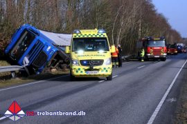18. Feb. 2019 – Lastbil Kørte I Grøften Og Væltede På Koldingvej Ved Vamdrup.