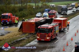 21. Okt. 2021 – Alvorligt Færdselsuheld Hvor En Lastbil Væltede På Motorvejen Ved Christiansfeld.